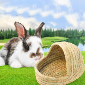 Natural Rabbit Grass Nest – Handwoven Straw Hideout & Chew Toy for Small Pets