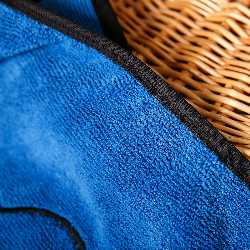 Soft Cotton Pet Towel & Blanket – Absorbent Multi-Use Dog & Cat Travel & Furniture Protector